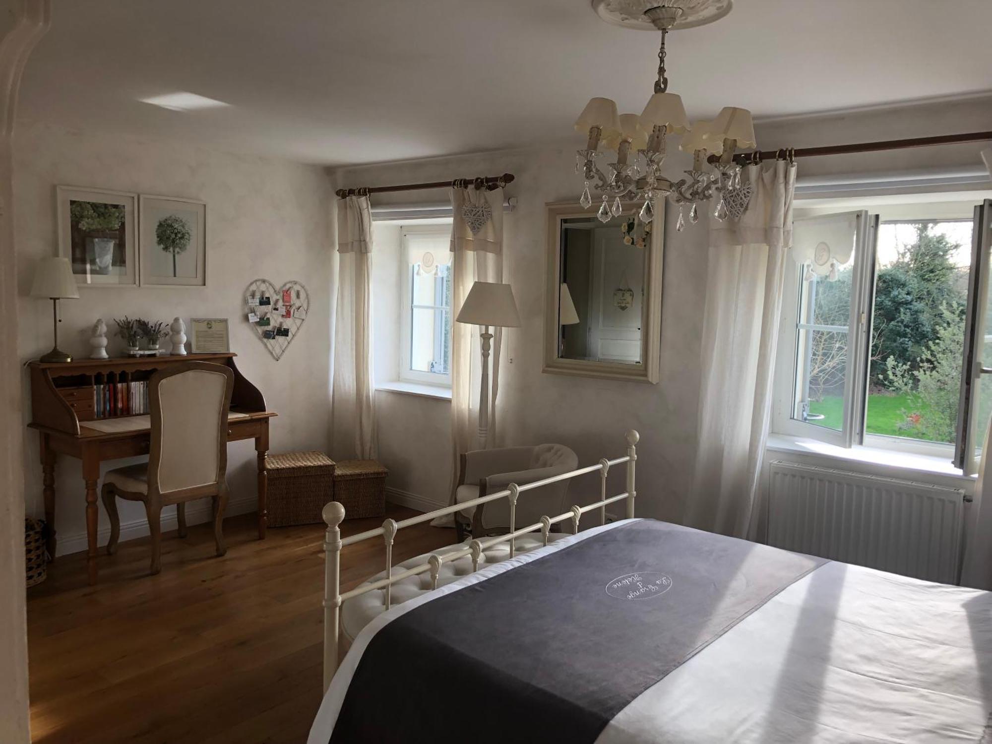 Bed and Breakfast La Grange D'Helene Cholet Exterior foto